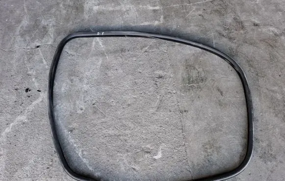 Volvo XC70 Front door rubber seal