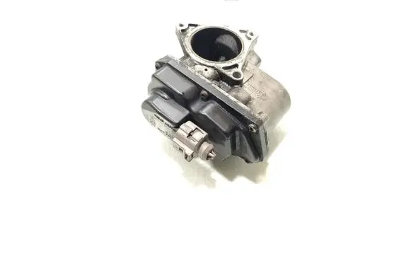 Audi A4 S4 B8 8K Electric throttle body valve 03L131501G 30900090