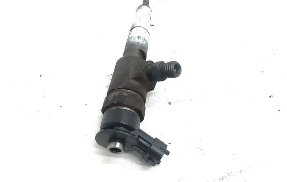 Fuel injector