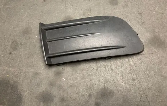 Front bumper lower grill