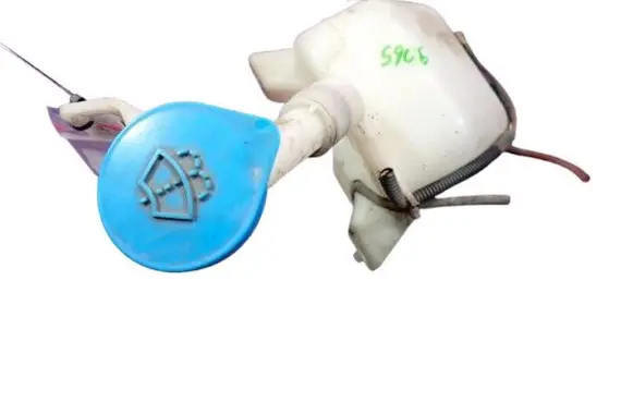 Honda Jazz Windshield washer fluid reservoir/tank