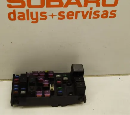 Subaru Forester SH Fuse module 82241SC020 807431 5075