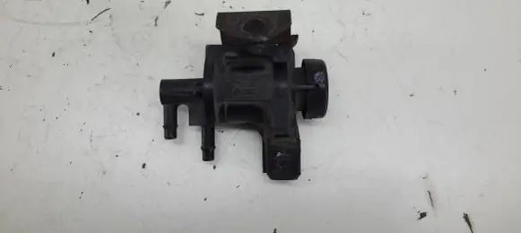 Skoda Octavia Mk1 (1U) Turbo solenoid valve 1J0906283A