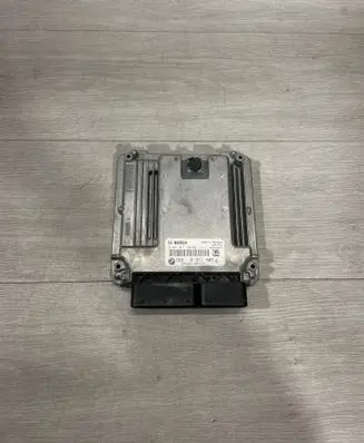 BMW 5 F10 F11 Engine control unit/module 8511907 0281017325 030018410