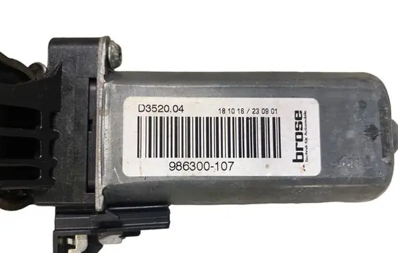 Mercedes-Benz GL X166 Seat adjustment motor 986300107 D352004