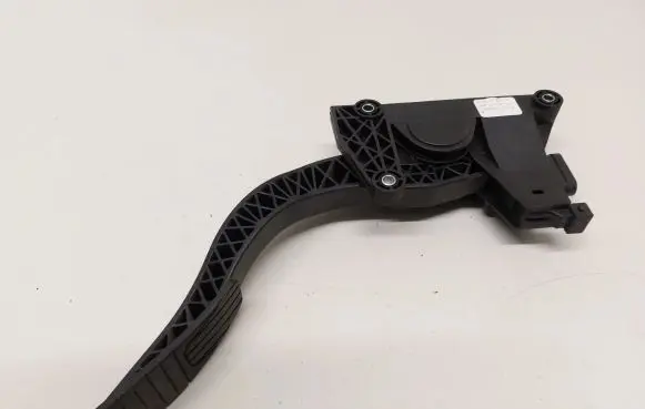Opel Antara Accelerator throttle pedal 96625895