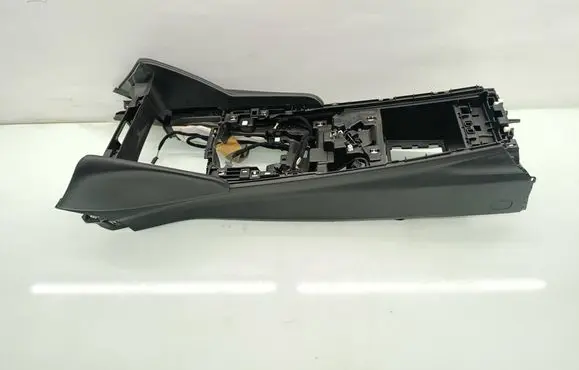 Alfa Romeo Giulia Center console 