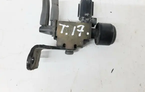 Honda Accord Vacuum valve 