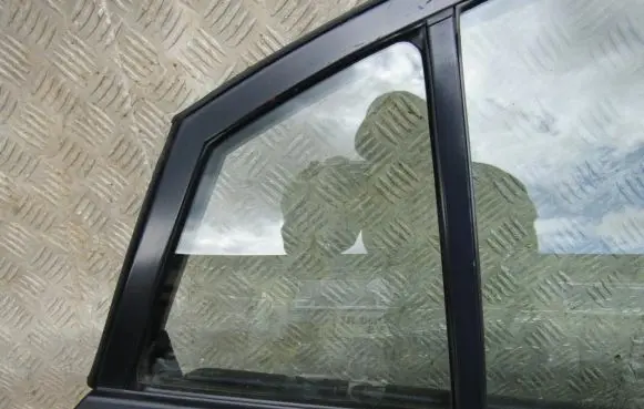 Mazda 6 Rear vent window glass 