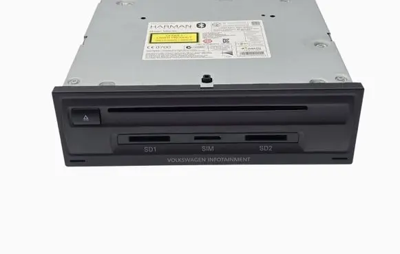 Volkswagen Touareg II Navigation unit CD/DVD player 