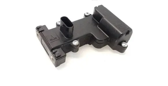Tesla Model X Door control unit/module 104535400B