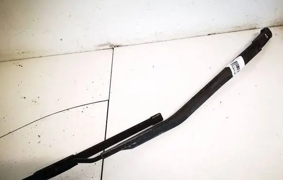 Nissan Primera Front wiper blade arm