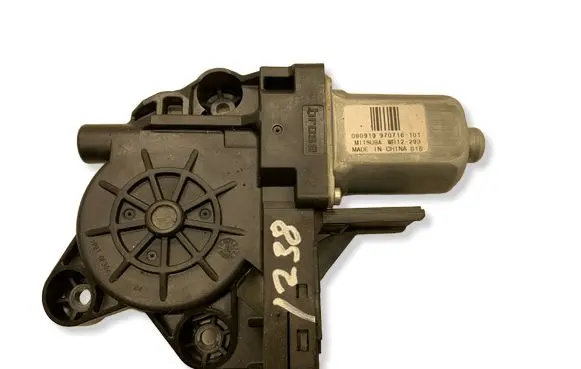 Volvo S80 Rear door window regulator motor 970716101