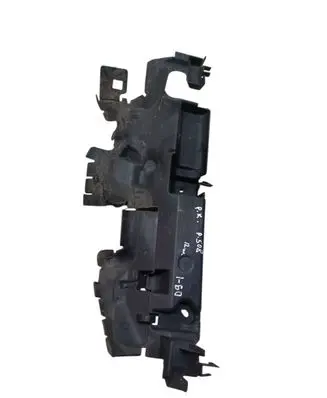 Peugeot 508 Intercooler air guide/duct channel 9686902780
