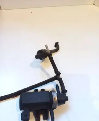 Audi A4 S4 B5 8D Turbo solenoid valve 1H0906627