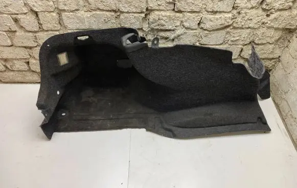 Trunk/boot lower side trim panel