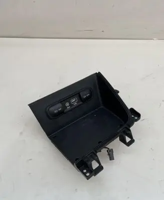 USB socket connector