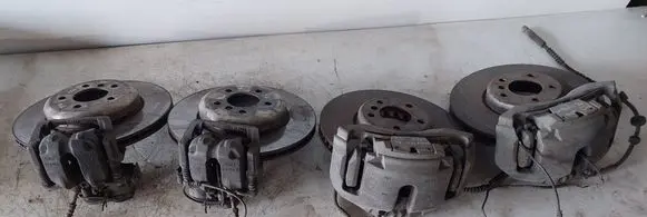 BMW 5 F10 F11 Brake discs and calipers set 6036