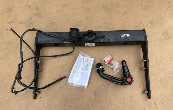 Volkswagen Transporter - Caravelle T5 Tow bar set 7H0803881
