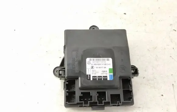 Mercedes-Benz B W245 Door control unit/module 1698203185 1698209126