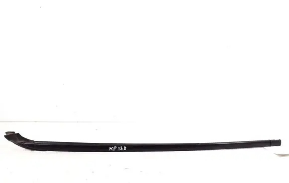 Toyota Avensis Verso Windshield trim 75552-44010