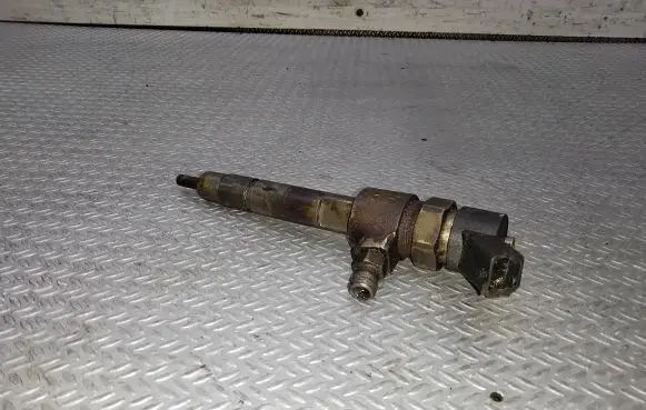 Alfa Romeo 156 Fuel injector 0445110002