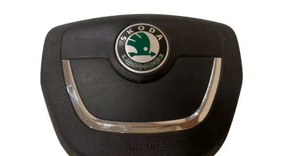 Skoda Octavia Mk2 (1Z) Steering wheel airbag 1Z0880201AR 62218051B 001T40FESVB4