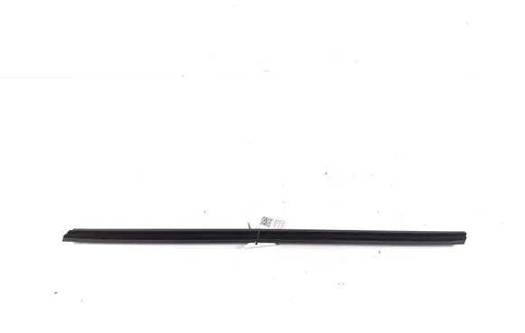 Skoda Octavia Mk3 (5E) Front door trim bar 5E0837479