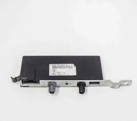 Porsche Macan (95B) Aerial antenna amplifier 95B035225A