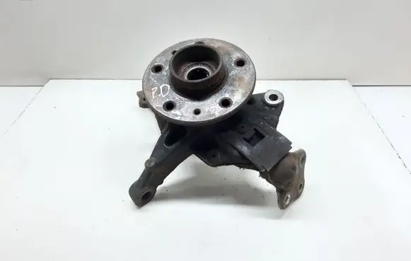 Renault Scenic III - Grand scenic III Front wheel hub spindle knuckle