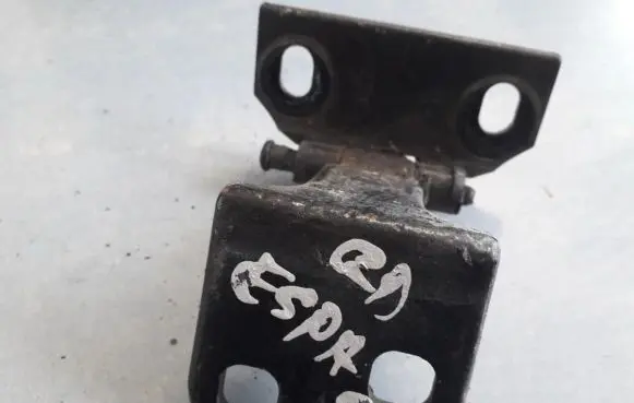 Renault Espace III Rear door lower hinge