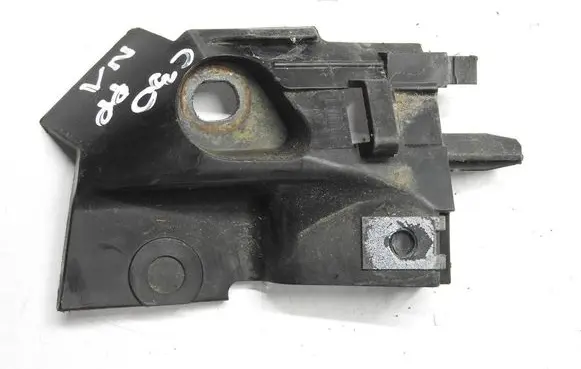 Volvo C30 Front bumper mounting bracket 31214663