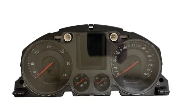 Speedometer (instrument cluster)