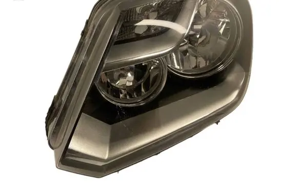 Volkswagen Amarok Headlight/headlamp 2190675