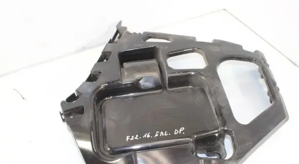 BMW 2 F22 F23 Rear bumper mounting bracket 7285534 385009882