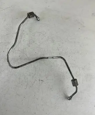Toyota Land Cruiser (HDJ90) Fuel injector supply line/pipe 