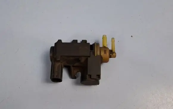 Audi Q5 SQ5 Turbo solenoid valve 8K0906627