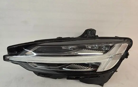 Volvo S60 Headlight/headlamp 32338996