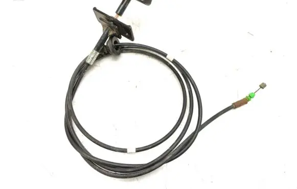Engine bonnet (hood) release handle