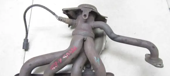 Toyota Prius (XW30) Exhaust manifold