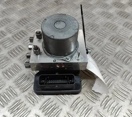 Tesla Model Y ABS Pump 104474500B