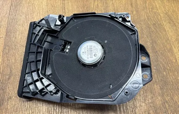 BMW 2 F22 F23 Subwoofer speaker 18820010 430407861871 9210147