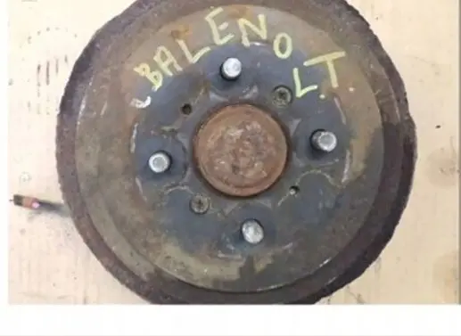 Suzuki Baleno EG Rear wheel hub