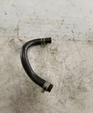 Suzuki Grand Vitara II Engine coolant pipe/hose