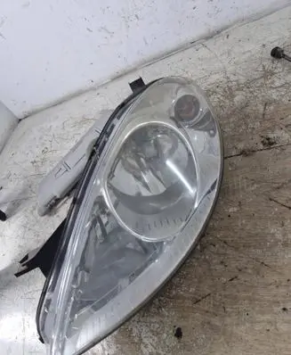 Mercedes-Benz A W169 Headlight/headlamp 0301197201 A1698200161