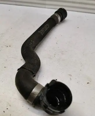 Mercedes-Benz C W205 Engine coolant pipe/hose A2055014784