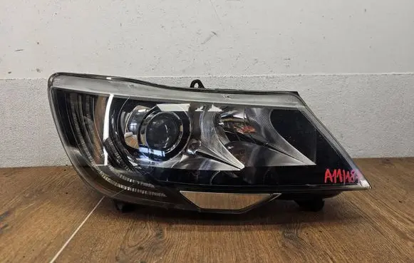 Headlight/headlamp