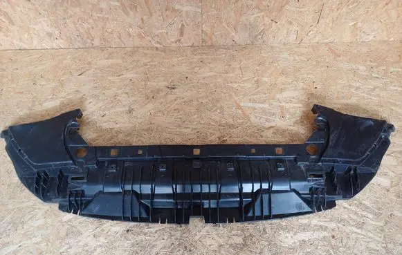 Volvo XC40 Front bumper skid plate/under tray 32345494 BP7YA