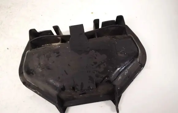 Audi A4 S4 B5 8D Headlight/headlamp dust cover 1305219063