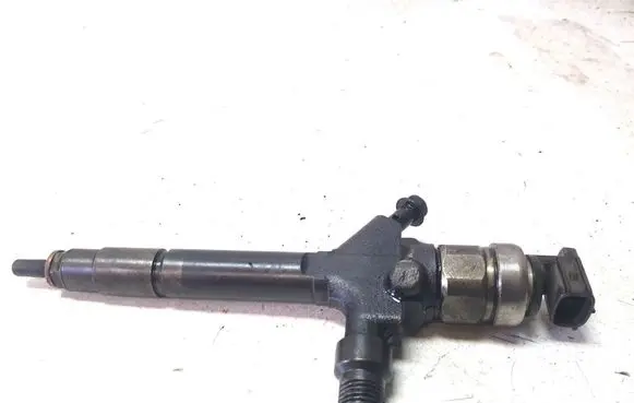 Mazda 5 Fuel injector RF7J13H50